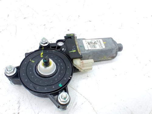 left-rear-window-motor-hyundai-i20-ii-gb-ib-2014-2015-2016-2017-2018-2019-2020-2021-32107023 main image
