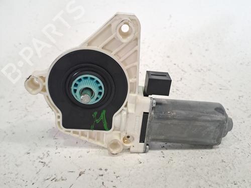 Used Right front window motor VW PASSAT B8 (3G2, CB2) 1.4 TSI (150 hp) 28108686