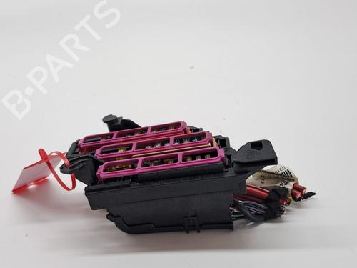 Fuse box AUDI Q5 (8RB) 2.0 TDI quattro | BP27461751E1 