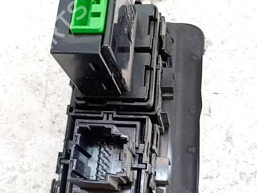 Switch LAND ROVER RANGE ROVER EVOQUE (L538) 2.0 D 4x4 | BP39400441I30 - Image 2