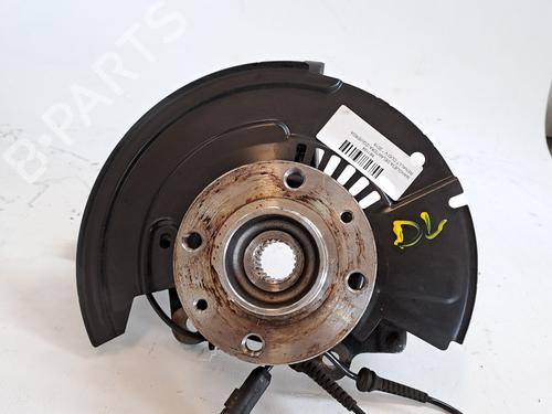 Used Left front steering knuckle RENAULT CLIO V (B7_) 1.0 TCe 90 (B7MT) (91 hp) 25783518