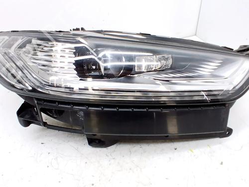 Faro derecho Faro derecho FORD MONDEO V Saloon (CD) 2.0 Hybrid (188 hp) 37288903 37288903