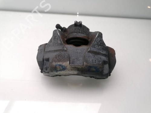 Højre bremsekaliber foran RENAULT MEGANE III Hatchback (BZ0/1_, B3_) 1.6 16V (BZ1B, BZ1H) (110 hp) 23386766