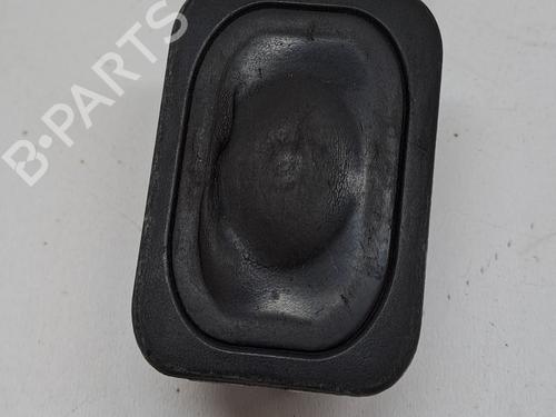 Used Tailgate handle LAND ROVER RANGE ROVER EVOQUE (L538) 2.2 D 4x4 (150 hp) 23943308