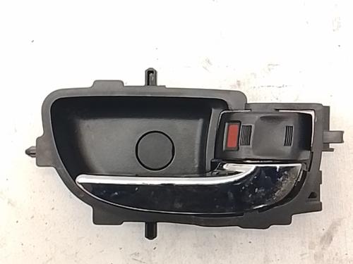 front-right-interior-door-handle-toyota-aygo-_b4_-2014-36377138 main image