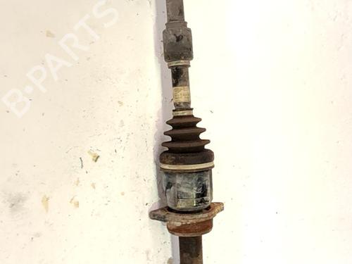 Used Right front driveshaft Right front driveshaft TOYOTA COROLLA Verso (ZER_, ZZE12_, R1_) 2.2 D-4D (AUR10_, AUR10R) (177 hp) 34210177 34210177
