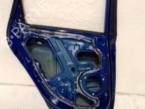 Used Left slide door HYUNDAI i20 III (BC3, BI3) 1.0 T-GDI (101 hp) 31580193