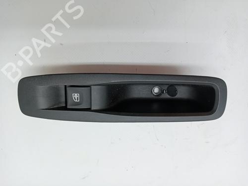 Venstre bak elrute bryter RENAULT MEGANE IV Hatchback (B9A/M/N_) 1.2 TCe 130 (B9MR) (130 hp) 23353258