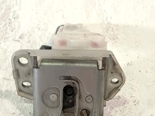 bakluke-las-suzuki-swift-iii-mz-ez-2005-32258004 main image