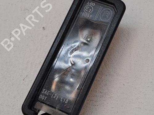 Éclairage de plaque d'immatriculation VW T-ROC (A11, D11) 1.5 TSI (150 hp) 28036795