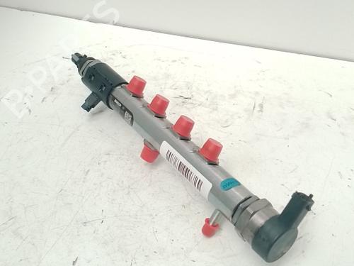 Used Injection rail Injection rail OPEL ASTRA J GTC 2.0 BiTurbo CDTI (08) (194 hp) 40550384 40550384