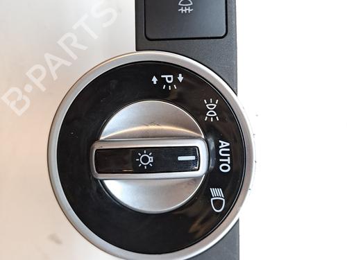 Used Headlight switch MERCEDES-BENZ CLA Coupe (C117) CLA 200 CDI / d (117.308) (136 hp) 23367476