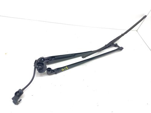 Front windshield wiper arm TOYOTA YARIS (_P13_) 1.5 Hybrid (NHP130_, NHP130) | BP28956811C143 