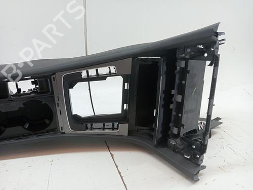 Armrest / Center console VW GOLF VII (5G1, BQ1, BE1, BE2) 1.6 TDI | BP23366232I20 