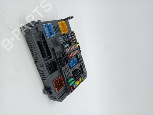 Fuse box OPEL CORSA F (P2JO) 1.2 (68) | BP23374193E1 