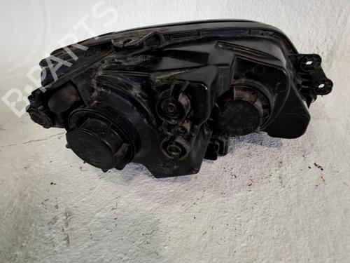 Used Left headlight KIA SORENTO I (JC) 2.5 CRDi 4WD (140 hp) 29557736