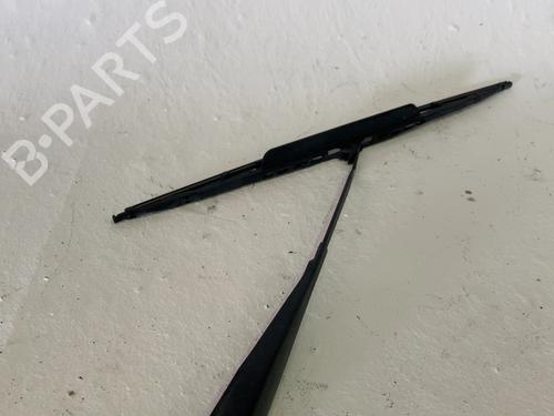 Used Front windshield wiper arm Front windshield wiper arm 37688246 37688246