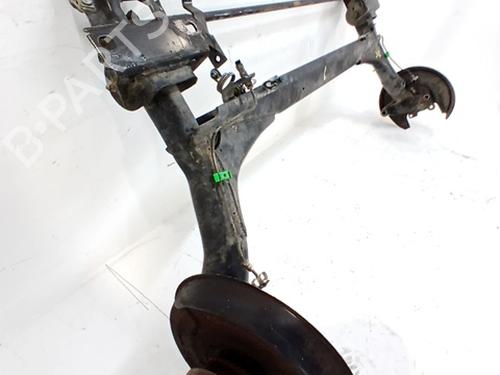 Used Rear axle AUDI 80 B4 Saloon (8C2) 2.0 E (115 hp) 30743108