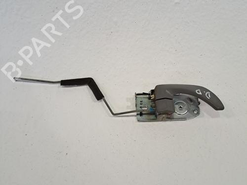 Maniglia interna anteriore destra KIA SORENTO I (JC) 2.5 CRDi (170 hp) 24189115