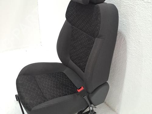 Right front seat PEUGEOT 3008 I MPV (0U_) 1.6 BlueHDi 120 | BP27274955C16 