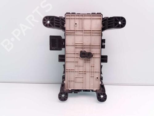 Fuse box SUZUKI GRAND VITARA II (JT, TE, TD) 1.9 DDiS All-wheel Drive (JT419, TD44, JB419WD, JB419XD,... | BP23385966E1