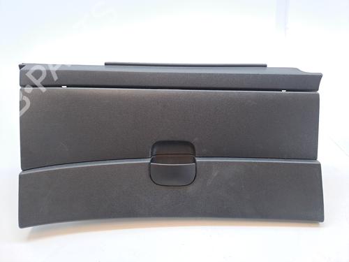 Used Glove box NISSAN QASHQAI / QASHQAI +2 I (J10, NJ10, JJ10E) 2.0 dCi All-wheel Drive (150 hp) 23360773