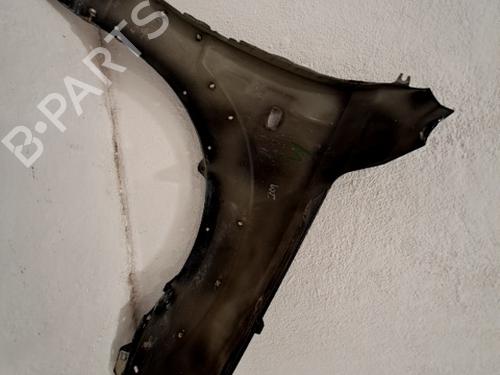 Used Left front fenders KIA SORENTO I (JC) 2.5 CRDi 4WD (140 hp) 30294338