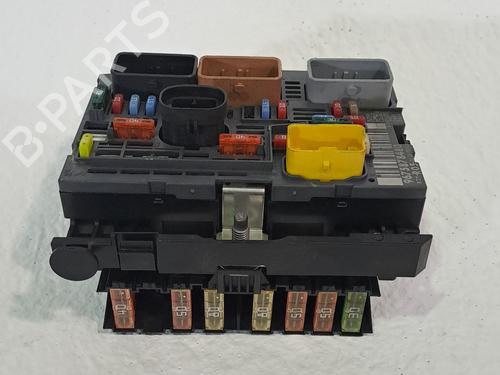 Used Fuse box CITROËN BERLINGO Box Body/MPV (B9) 1.6 HDi 90 16V (90 hp) 27557414