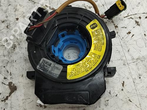 Kontantrulle Airbag /Stelring Kontantrulle Airbag /Stelring MAHINDRA XUV500 2.2 CRDe (140 hp) 39908368 39908368