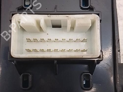 Left front window switch KIA SPORTAGE IV (QL, QLE) 1.6 CRDi | BP40549738I27 - Image 3