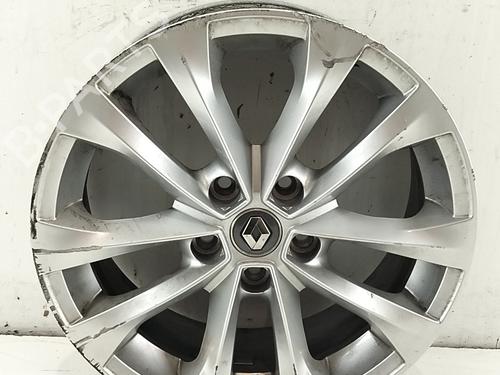 flk-renault-megane-iv-hatchback-b9amn_-2015-37592491 main image