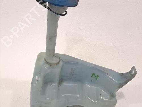 Used Windscreen washer tank VW TRANSPORTER T4 Van (70A, 70H, 7DA, 7DH) 2.4 D (78 hp) 23974571