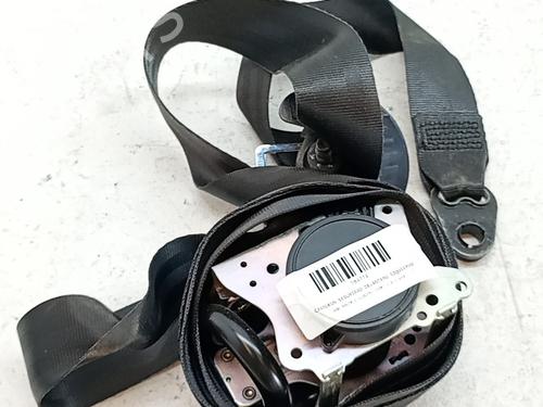 Used Front left seatbelt Front left seatbelt LAND ROVER DISCOVERY SPORT (L550) 2.0 D 4x4 (150 hp) 39557411 39557411
