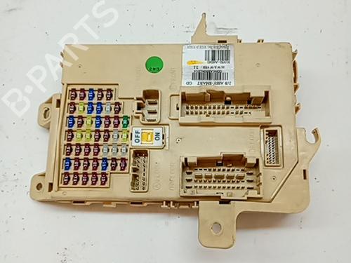 Used Fuse box HYUNDAI i30 (GD) 1.4 CRDi (90 hp) 30050548
