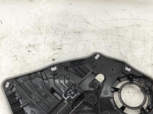 Left rear window motor FORD PUMA (J2K, CF7) 1.0 EcoBoost | BP39740712E23 - Image 4
