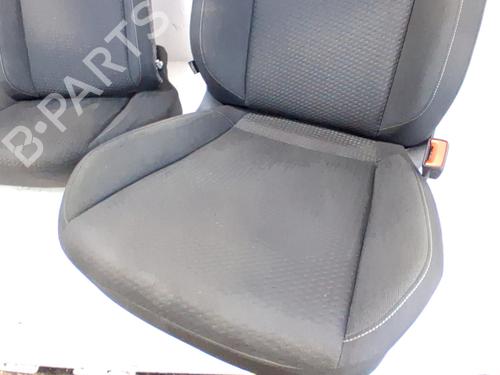 Sæde sæt Sæde sæt VW POLO VI (AW1, BZ1, AE1) 1.0 TSI (95 hp) 33012111 33012111