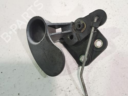 Poignée intérieure avant droite CITROËN BERLINGO / BERLINGO FIRST Box Body/MPV (M_) 1.6 HDI 75 (MB9HW) (75 hp) 24108682