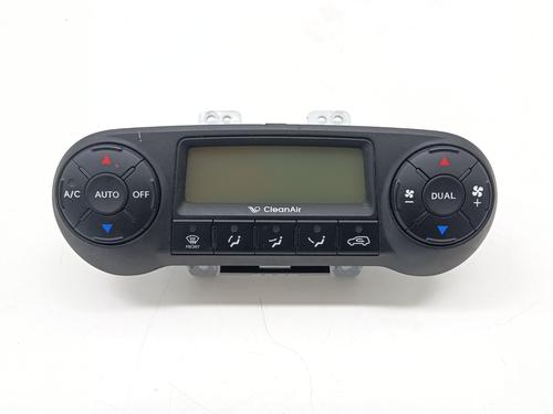 Used Climate control HYUNDAI ix35 (LM, EL, ELH) 1.7 CRDi (116 hp) 26675004
