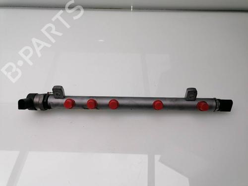 Used Injection rail MERCEDES-BENZ B-CLASS Sports Tourer (W245) B 200 CDI (245.208) (140 hp) 23938641