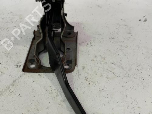 Bremsepedal Bremsepedal MITSUBISHI OUTLANDER II (CW_W) 2.0 DI-D (CW8W) (140 hp) 34527745 34527745