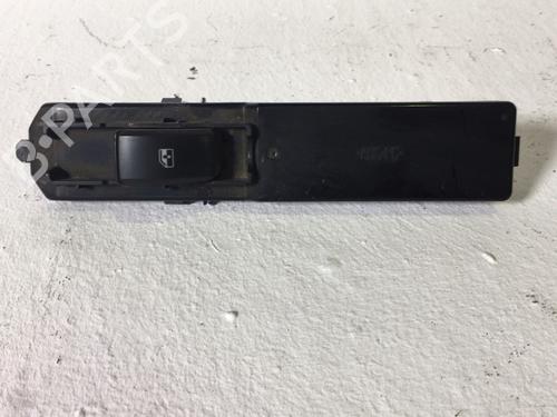 Used Right rear window switch Right rear window switch 38772346 38772346