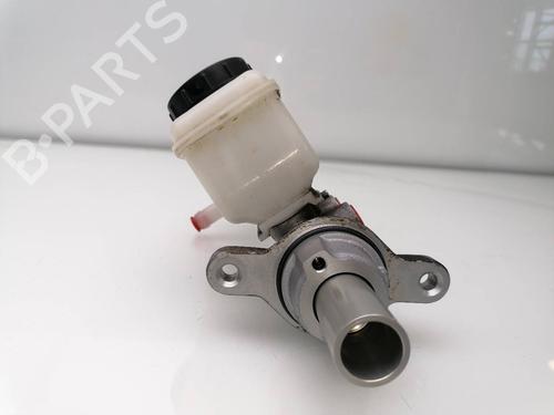 Used Brake master cylinder NISSAN NAVARA NP300 Pickup (D23, D23T) 2.3 dCi 4x4 (D231) (163 hp) 23377725