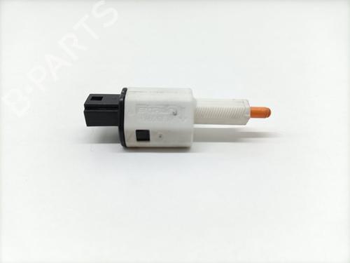 Used Electronic sensor RENAULT FLUENCE (L3_) 1.5 dCi (L30D, L30L, L306, L33F, L33L, L33M, L33V, L33W) (110 hp) 25455731
