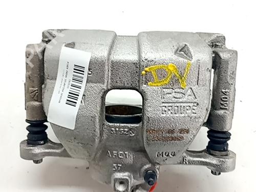 Etrier avant droit CITROËN C4 X (BD_, BE_, BF_) 1.5 BlueHDi 130 (BEYHZB) (131 hp) 31369714