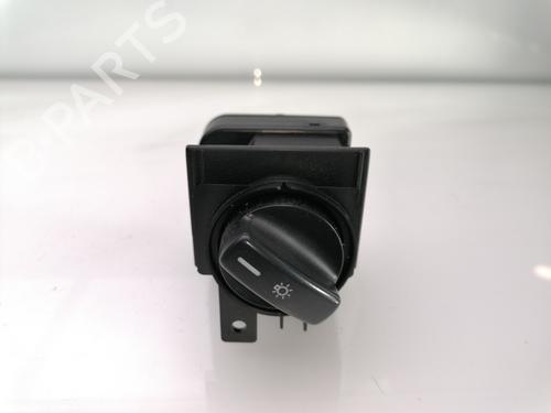 Used Headlight switch MERCEDES-BENZ A-CLASS (W169) A 180 CDI (169.007, 169.307) (109 hp) 23379172