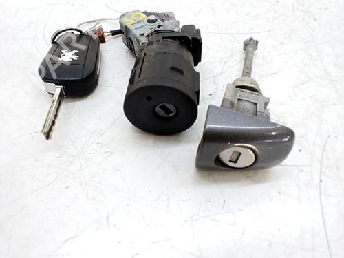 Ignition barrel PEUGEOT 2008 I (CU_) 1.6 BlueHDi 120 | BP31580428M48 - Image 2