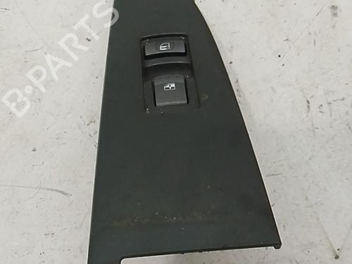 Used Right front window switch Right front window switch SSANGYONG KYRON 2.0 Xdi (141 hp) 40549678 40549678