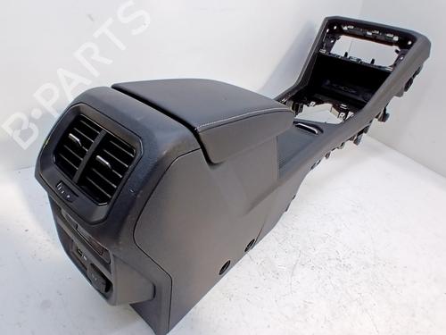 Used Middle console Middle console VW TIGUAN (AD1, AX1) 1.4 TSI 4motion (150 hp) 40546598 40546598