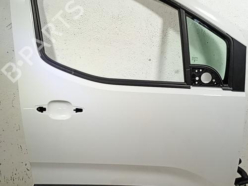 Used Right front door Right front door 39400790 39400790