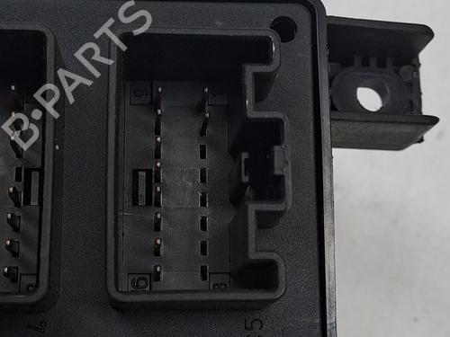 Fuse box VOLVO S60 I (384) D5 | BP24172139E1